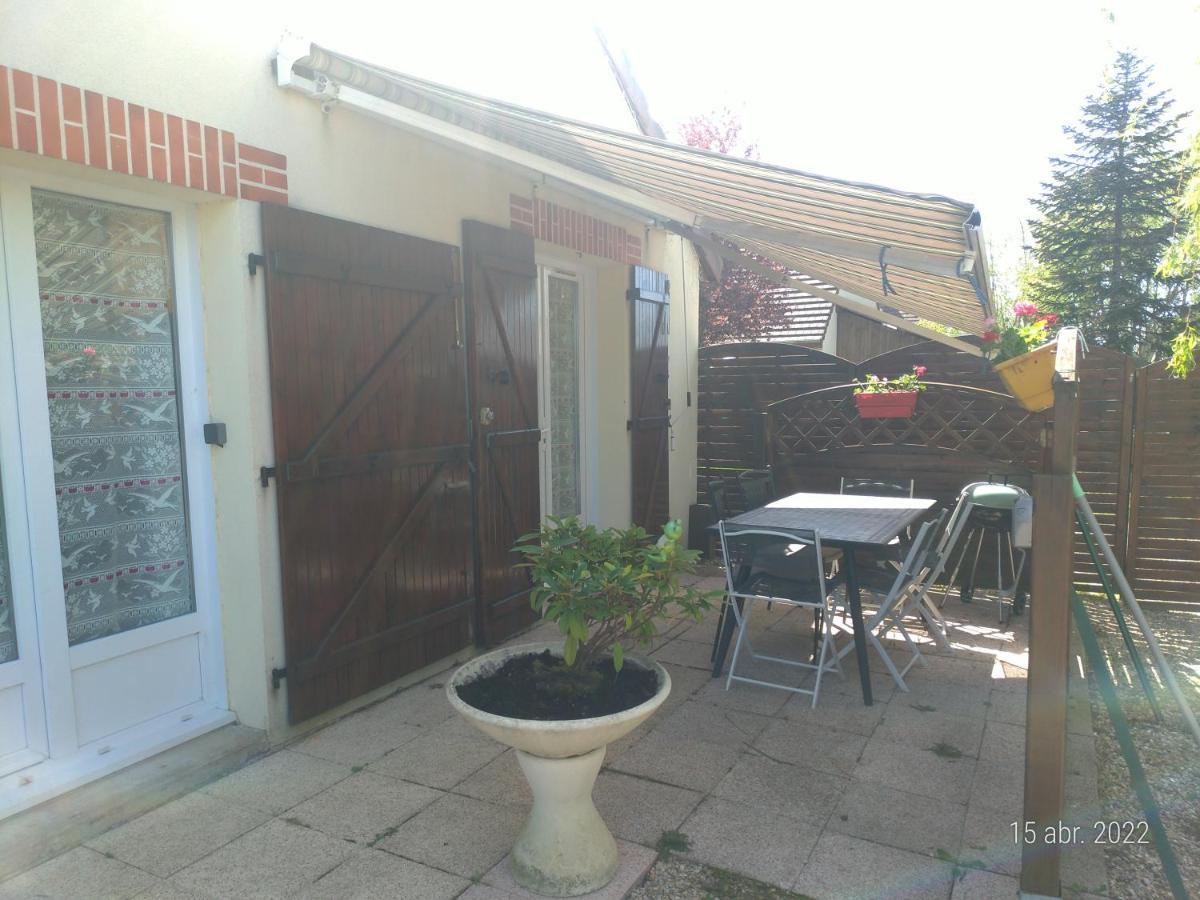 Ferienwohnung Les Guernazelles Bracieux Exterior foto